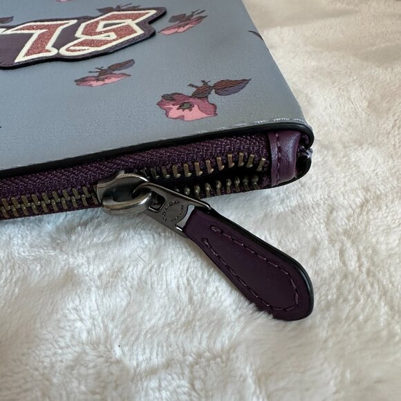 NWT! Coach F73272 Disney Snow White Sleepy Blue Leather Pink Large Wristlet Bag - Picture 6 of 9